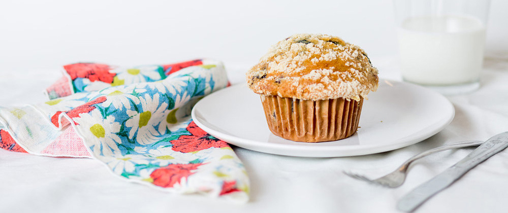 Photo of a BAKE Chicago cupcake on a plate